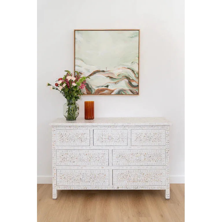 Commode Florale en Nacre 7 Tiroirs - Blanc