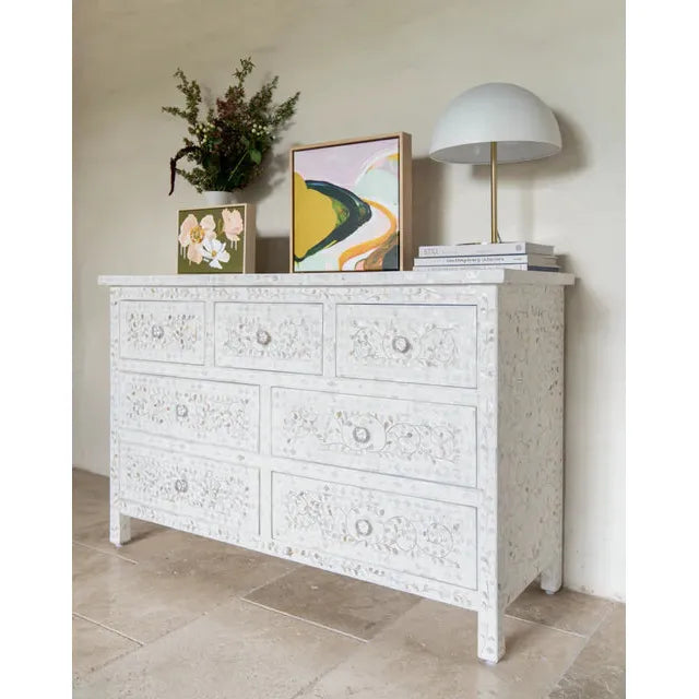 Commode Florale en Nacre 7 Tiroirs - Blanc