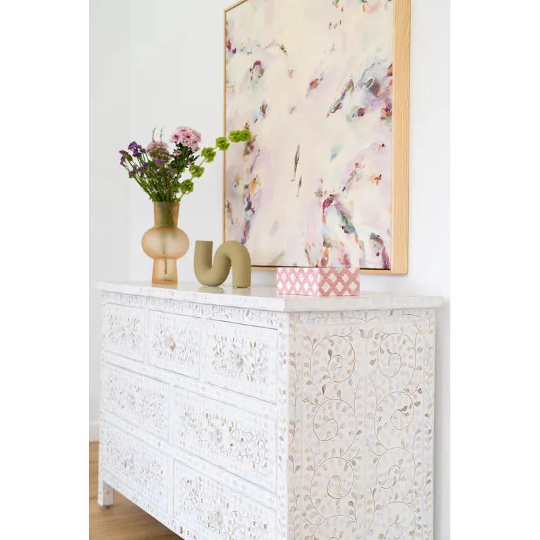 Commode Florale en Nacre 7 Tiroirs - Blanc