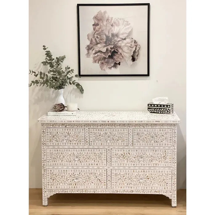 Commode Florale en Nacre 7 Tiroirs - Blanc