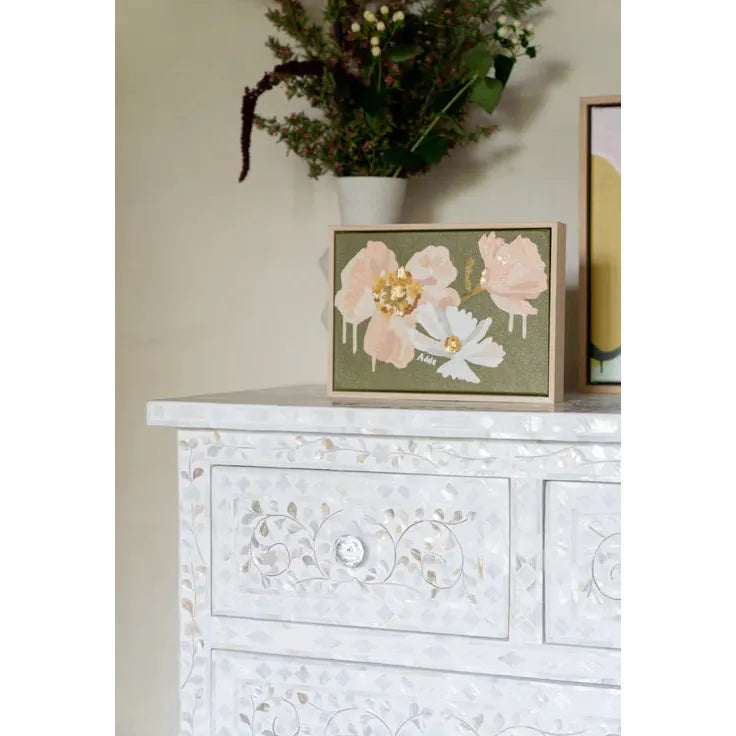 Commode Florale en Nacre 7 Tiroirs - Blanc